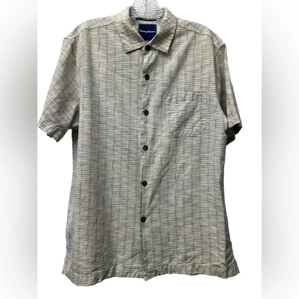 Tommy Bahama Silk Camp Shirt Size Medium Tan Short Sleeve Button Down